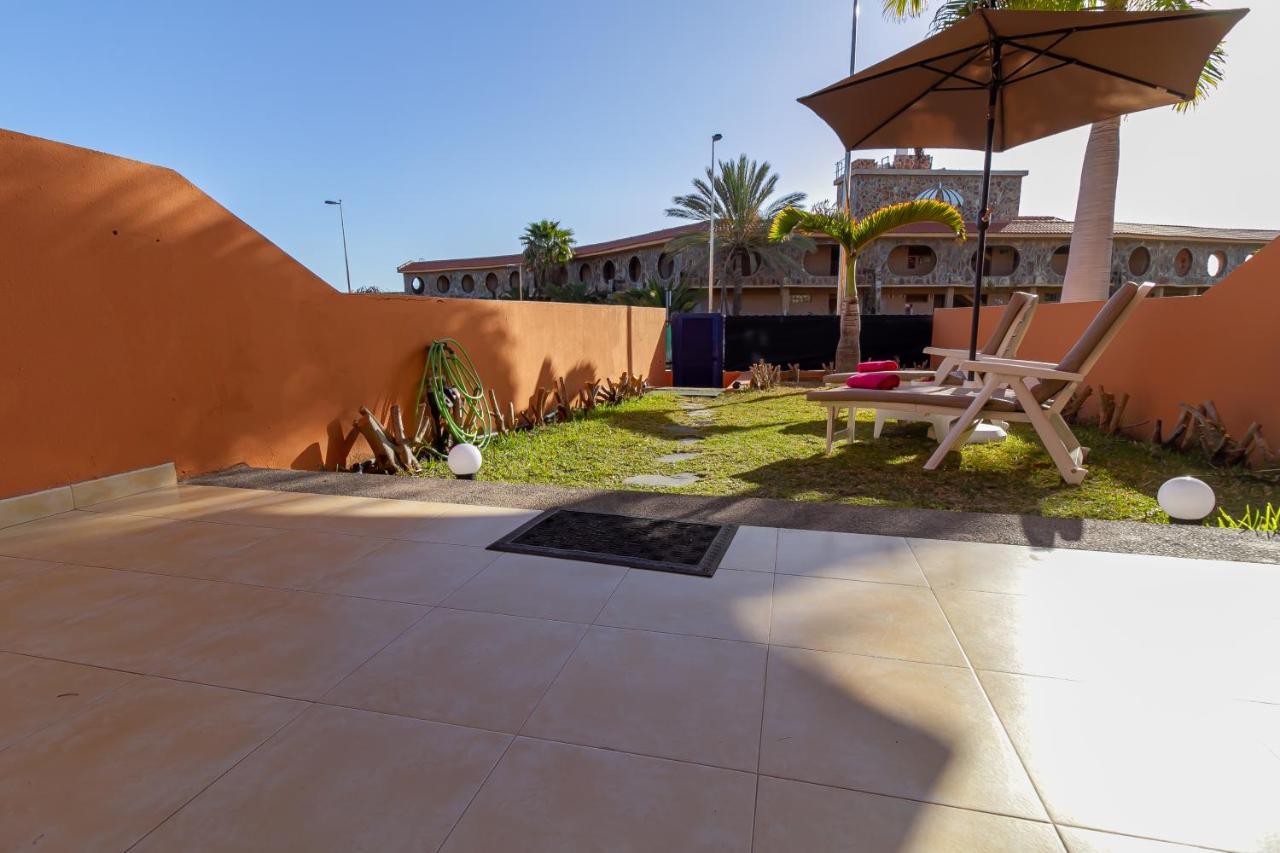 Duplex Meloneras With Free Wifi And Private Garden Villa ภายนอก รูปภาพ